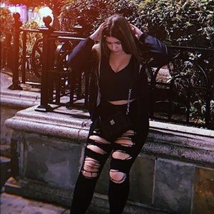 Meet your Posher, Ariella